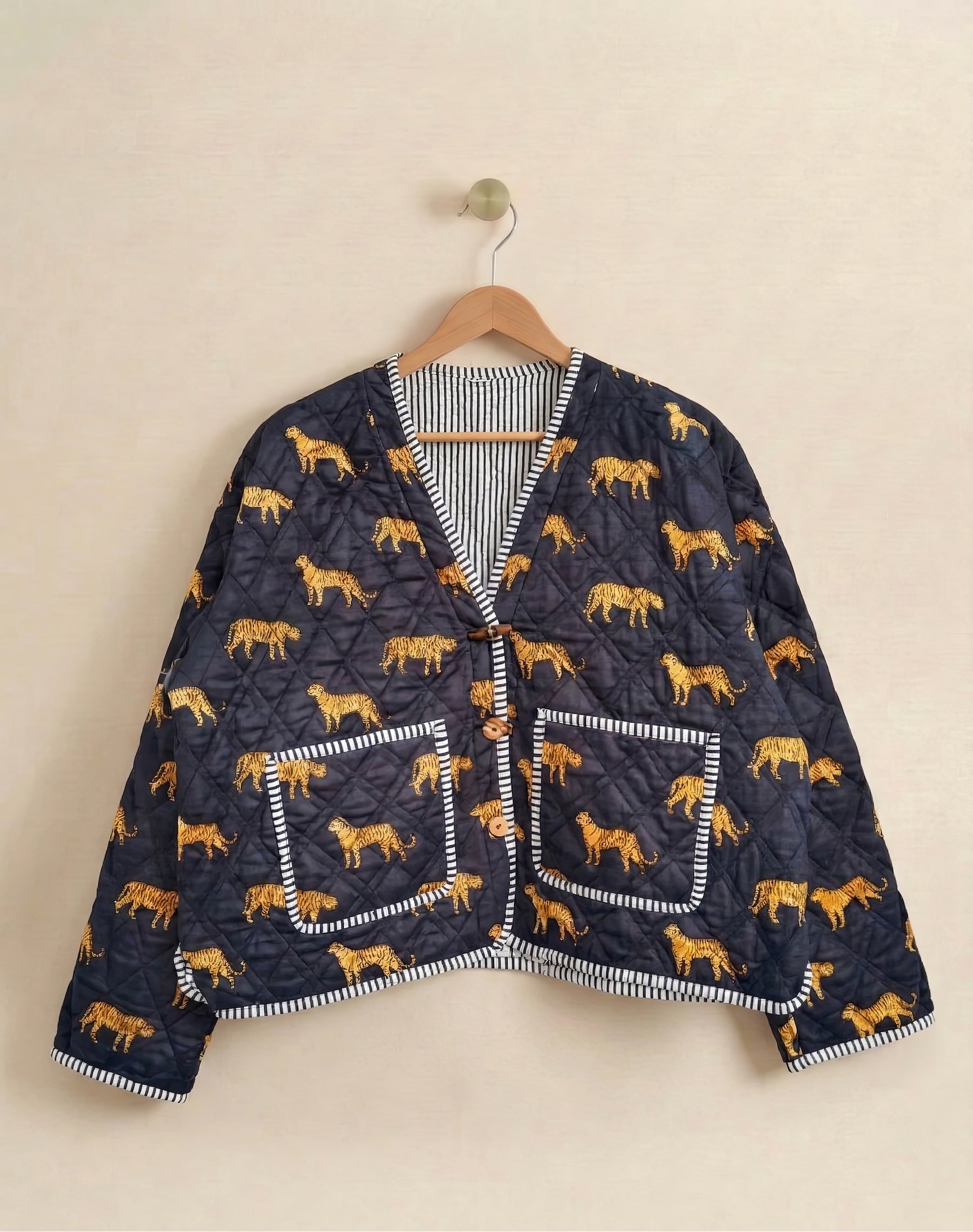 Jacket - Black Leopard Print