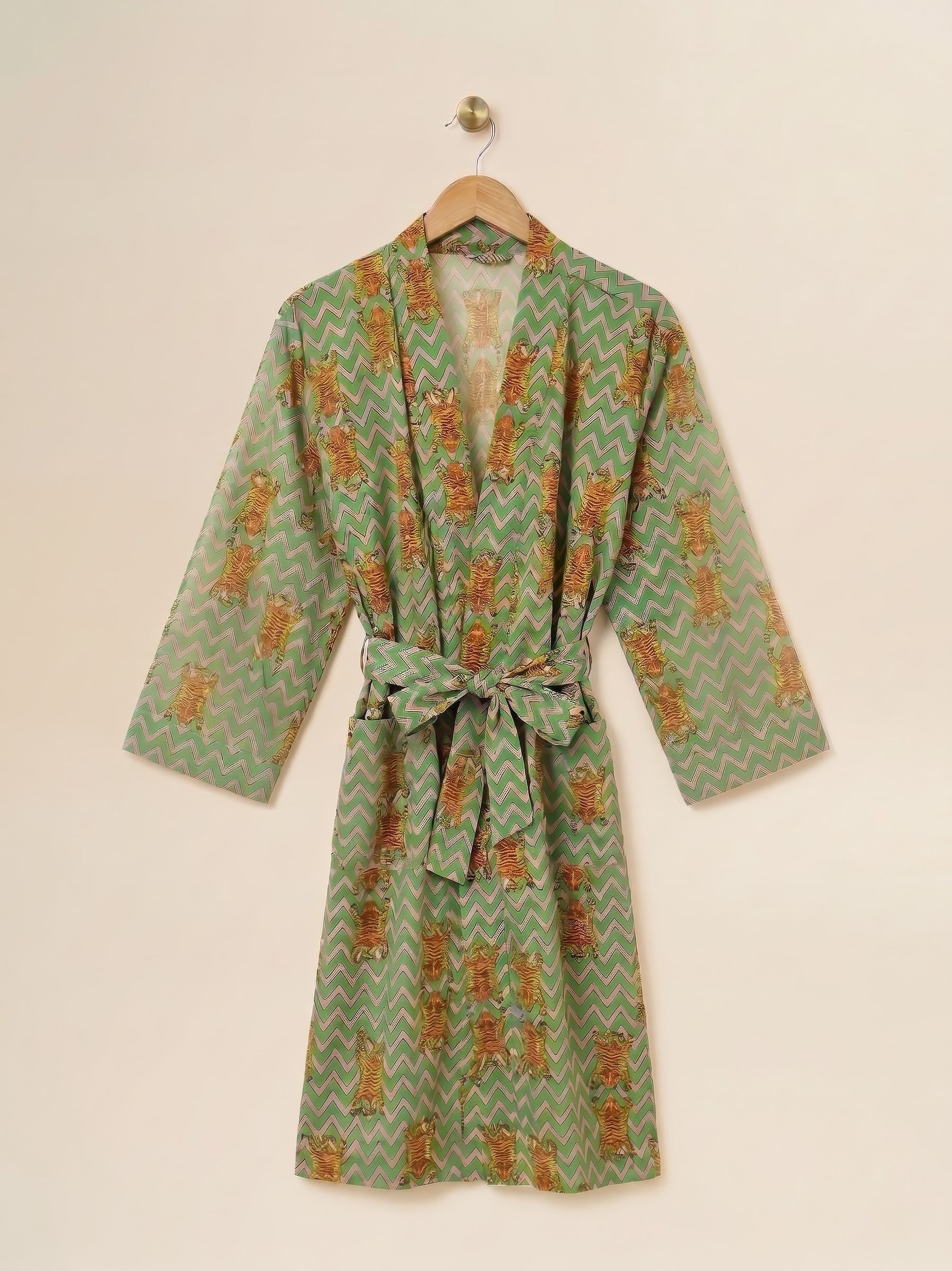 Robe - Pink Green Zig Zag Tiger Print
