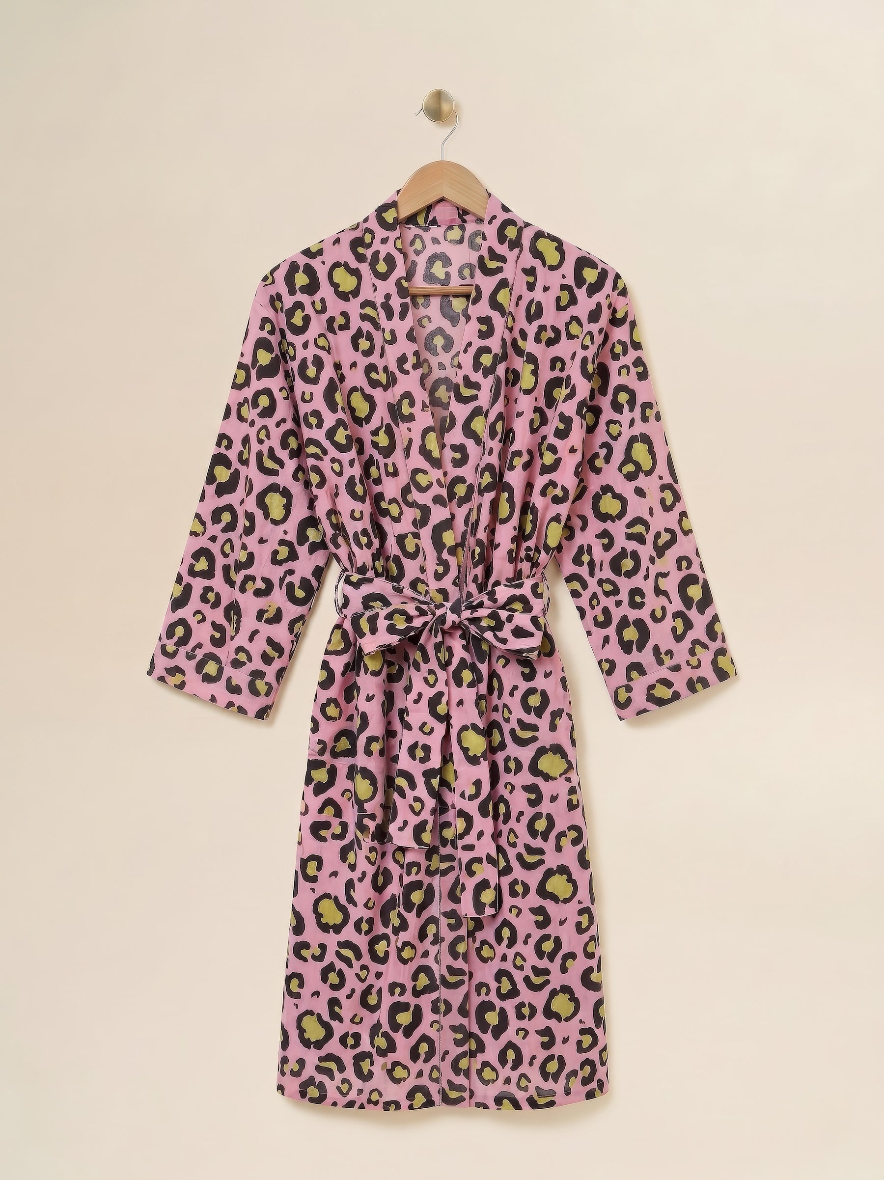 Robe - Pink Leopard Print