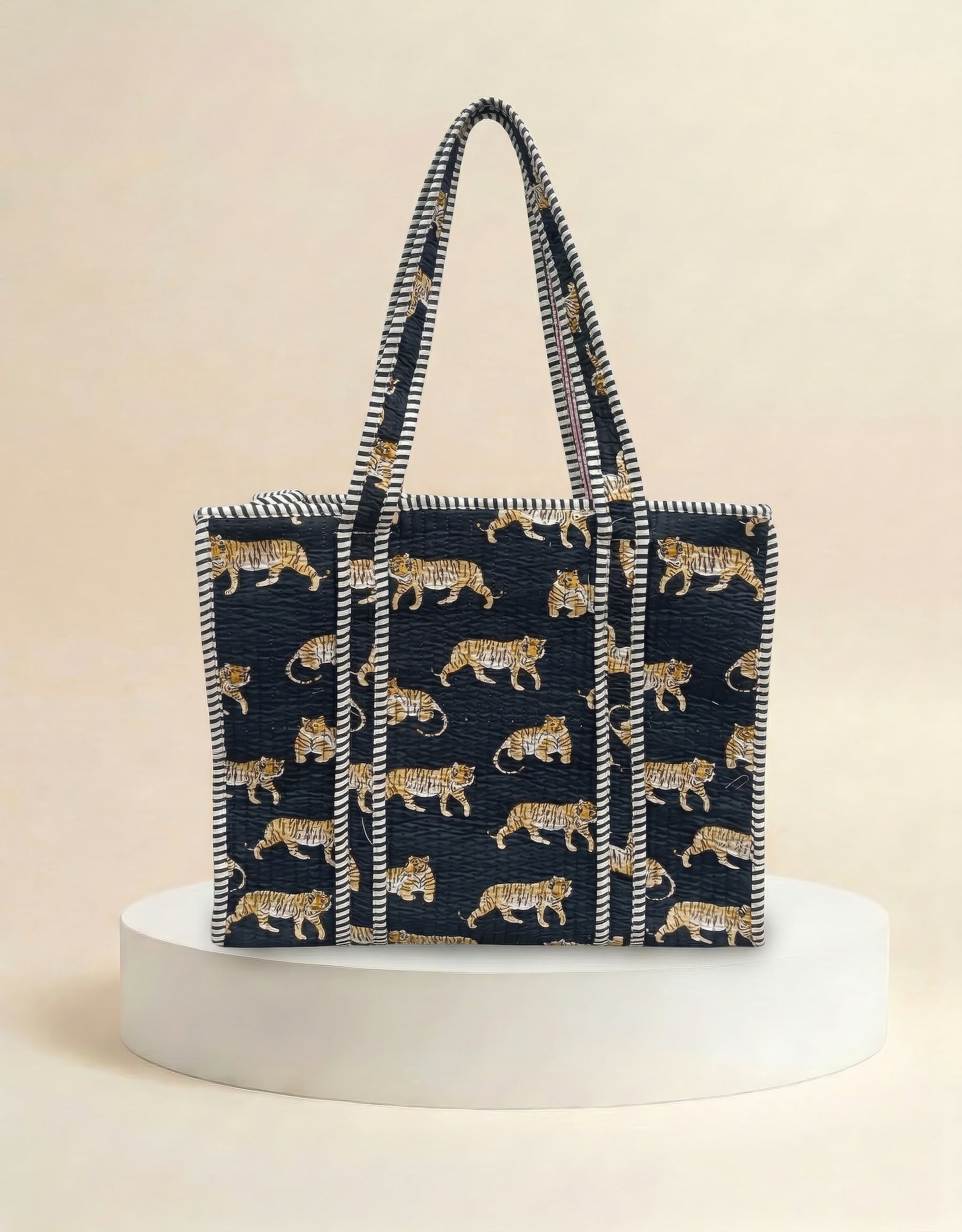 Small Zip Tote - Black Tiger